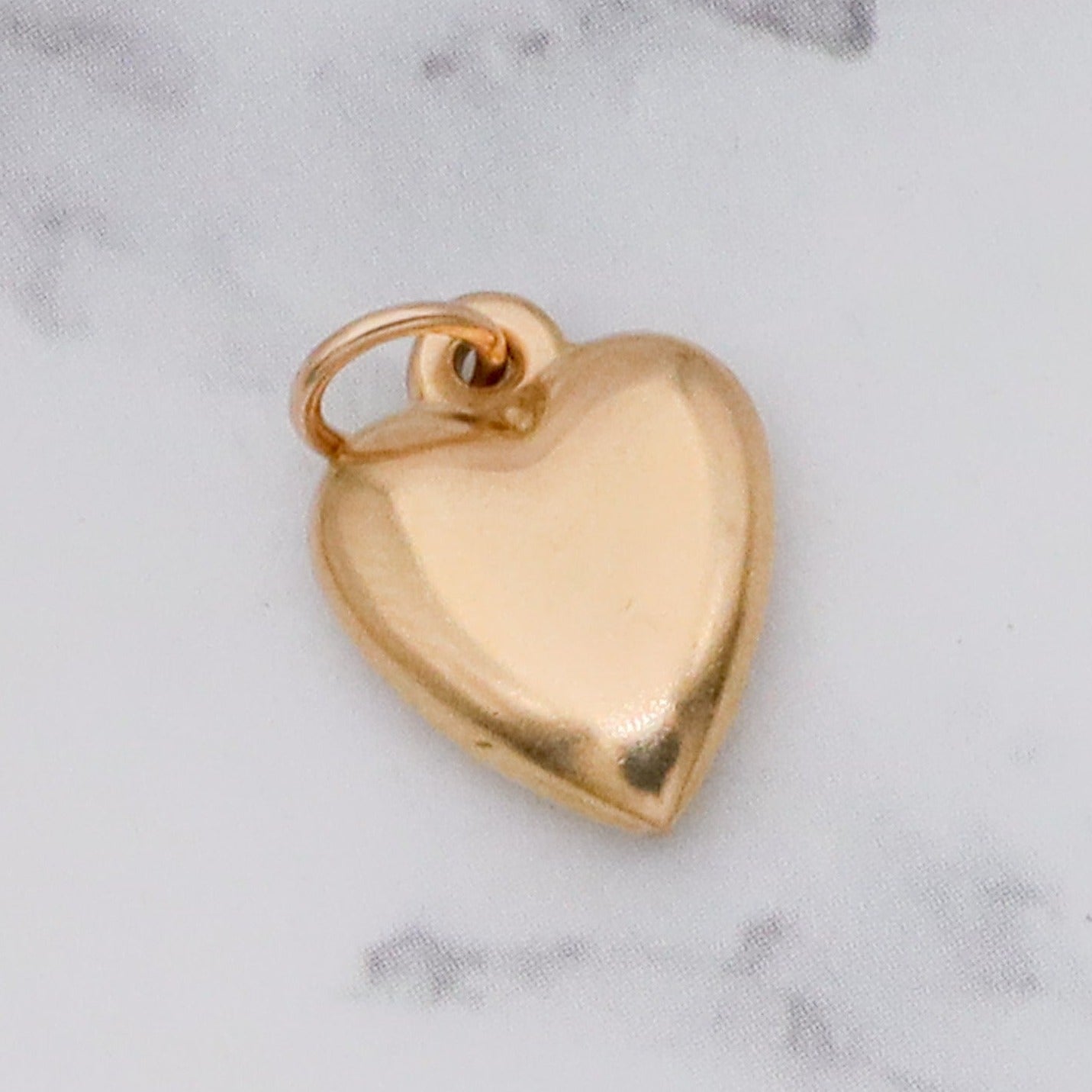 Vintage 14k gold puffy heart charm